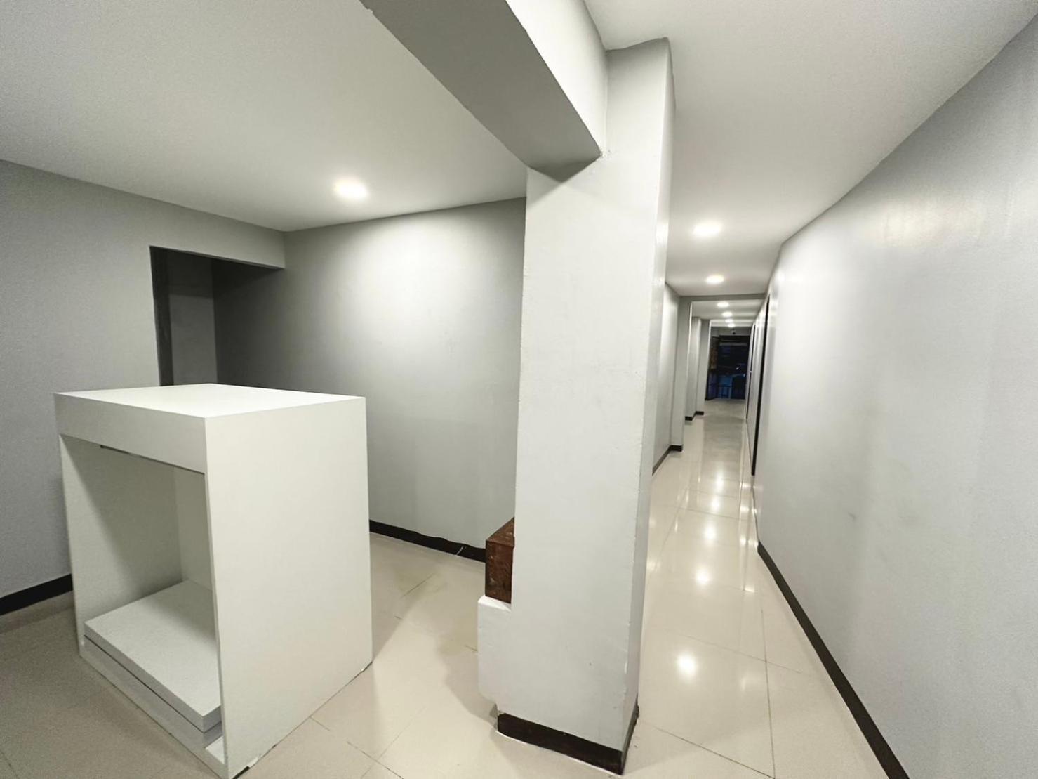 Baan At Khaosan Hostel Bangkok Exterior photo